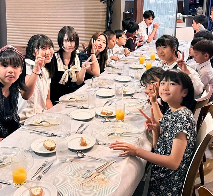 ポニーキャンプの招待宴3